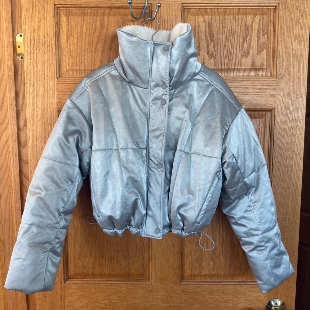 Alo Yoga Orion Cropped Puffer